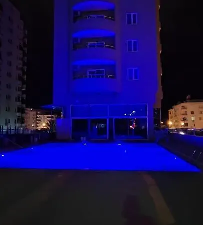 House Hotel *
